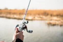 Abu Garcia Veritas Baitcasting Rod -Famous Fishing Store ABU CASTING ROD VERITAS PLX LIFESTYLE 2021 003