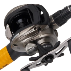 Abu Garcia Jordan Lee Low Profile Baitcasting Combo 13 Abu Garcia Jordan Lee Low Profile Baitcasting Combo -Famous Fishing Store AbuGarcia Jordan Lee Low Profile Combo 2019 alt7