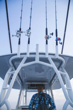 Temple Fork Outfitters Seahunter Casting Rods -Famous Fishing Store Seahunter Carousel Lifestlye 2