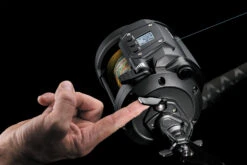 Daiwa Tanacom 1200 Power Assist Electric Dendoh Reel 17 Daiwa Tanacom 1200 Power Assist Electric Dendoh Reel -Famous Fishing Store Tanacom1200 free spool lever